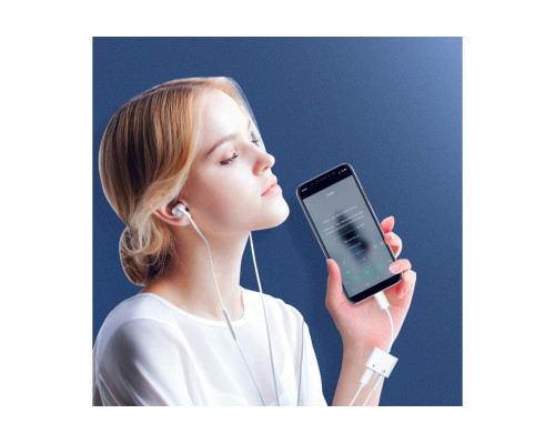 Переходник для iPhone на AUX 3.5 Audio адаптер iPad/iPod/iPhone Foxconn (A12037)